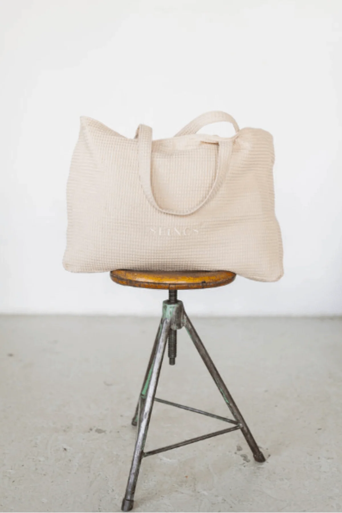Big Tote Beige - Image 4